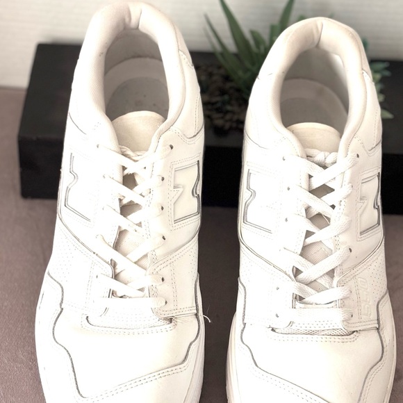 MENS NEW BALANCE WHITE BASKETBALL 650 R
DESIGN LOW TOP LACE UP SZ 16 - Picture 6 of 11